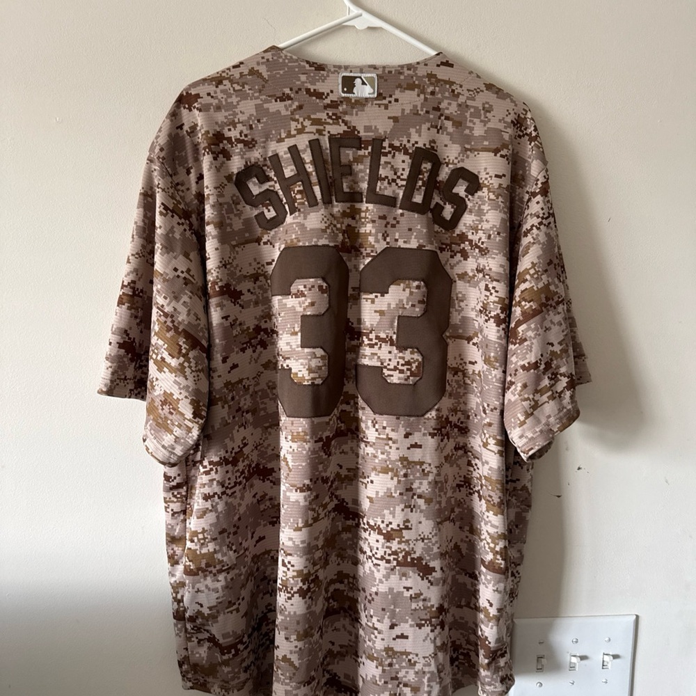 Men’s Majestic James Shields #33 SD Padres Digital Camo MLB Jersey Sz 2XL - RARE - Picture 5 of 5